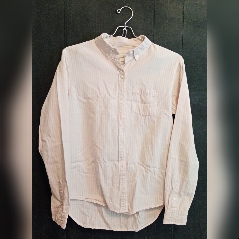 Universal thread pink striped shirt